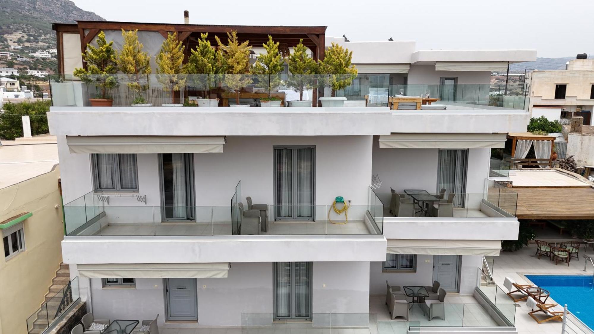 Asteri Apartments Und Studios Makrýgialos Esterno foto