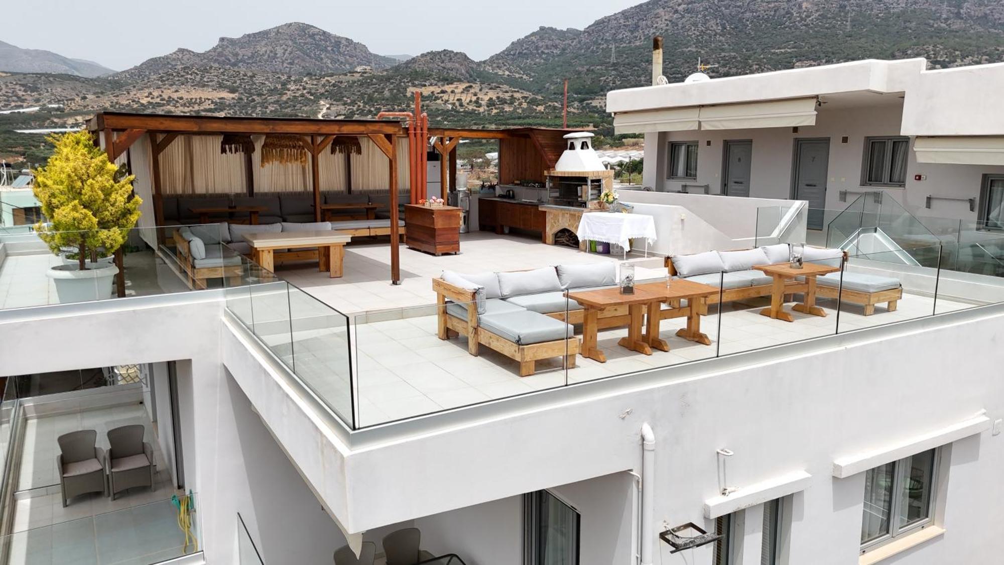 Asteri Apartments Und Studios Makrýgialos Esterno foto