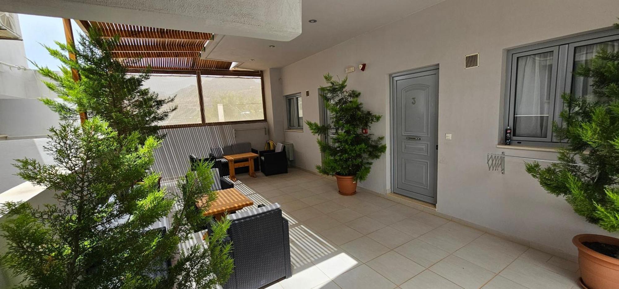Asteri Apartments Und Studios Makrýgialos Esterno foto