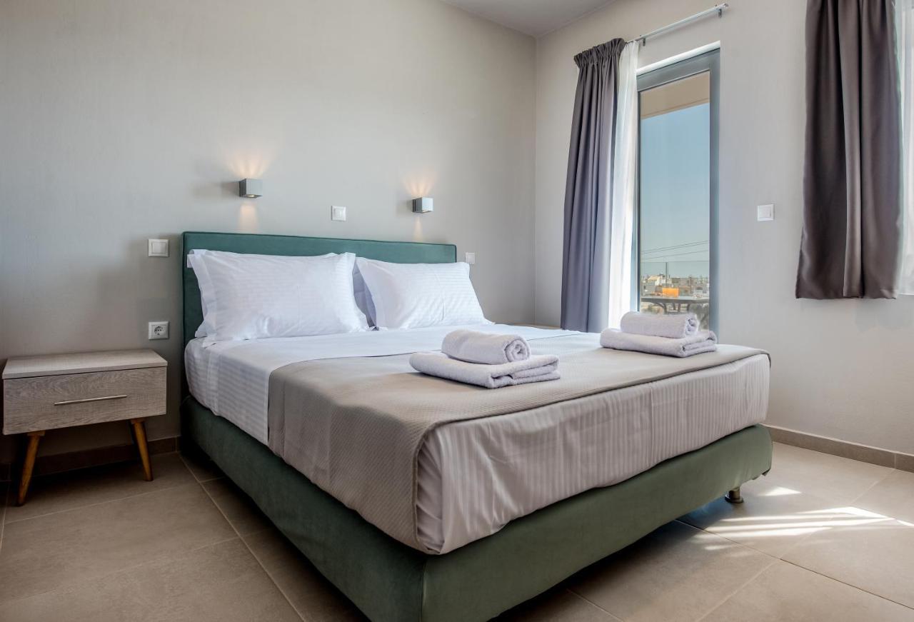 Asteri Apartments Und Studios Makrýgialos Esterno foto