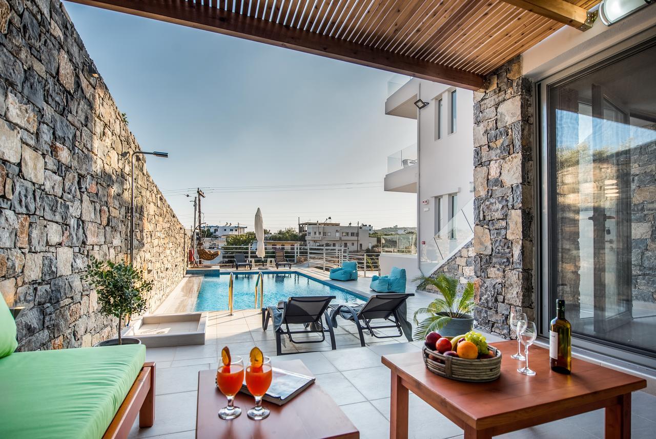 Asteri Apartments Und Studios Makrýgialos Esterno foto